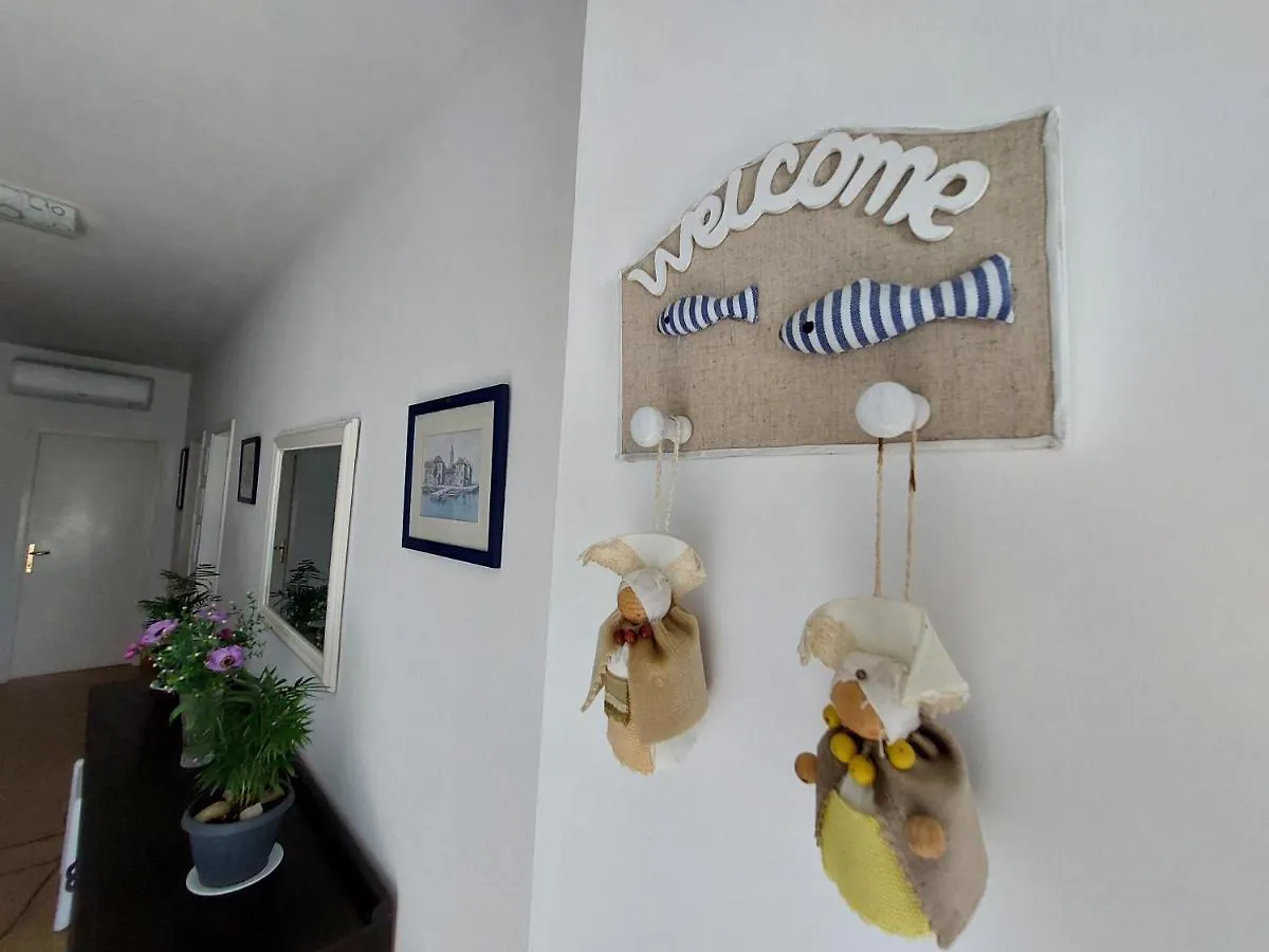 Apartment Eli 파그 크로아티아