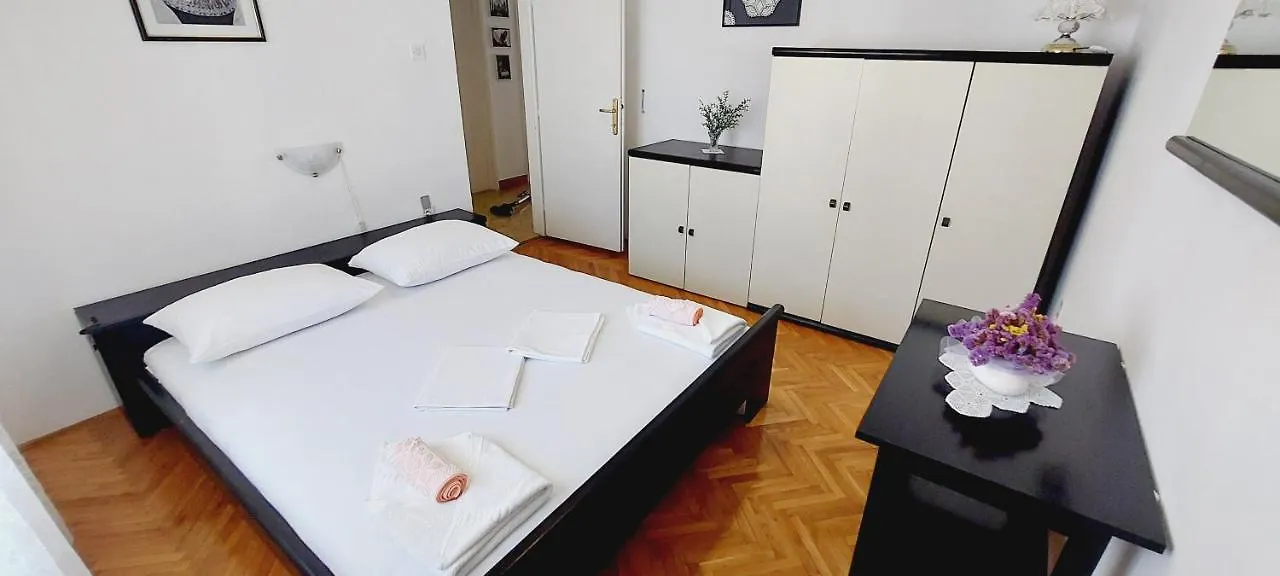 Apartment Eli 파그