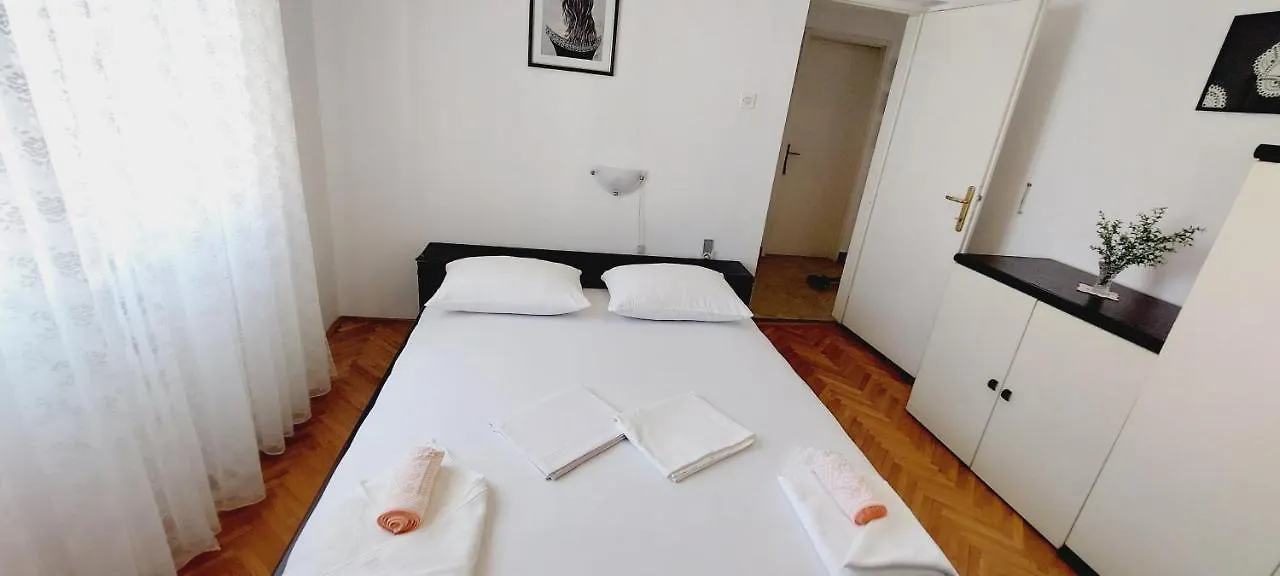 Apartment Eli 파그